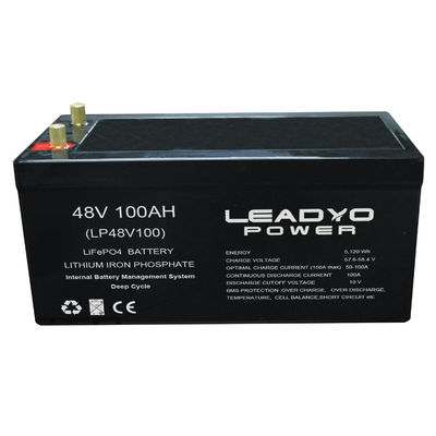 IP67 Литий-ферофосфат 48V 51.2V 105Ah Аккумулятор для гольф-коляски Пиковый ток 300A/10s Постоянный ток разряда 100A