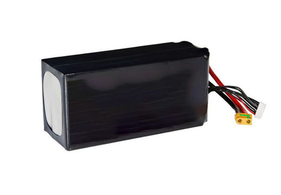 Хорошая цена 14S 51.8V 30Ah LiPo Полутвердое грузовое БПЛА Промышленный VTOL RC Дрон Литийная батарея онлайн